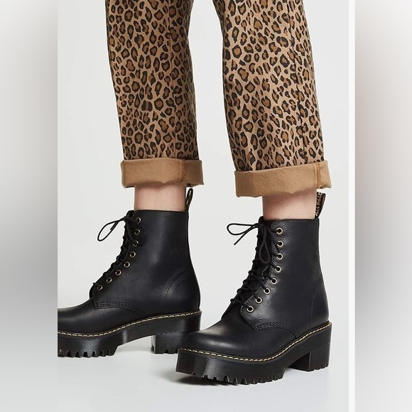 Women’s Doc Martens - Picture 1 of 9